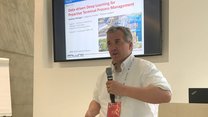 Dr. Andreas Metzger stellt das "duisport Terminal Productivity Cockpit" vor